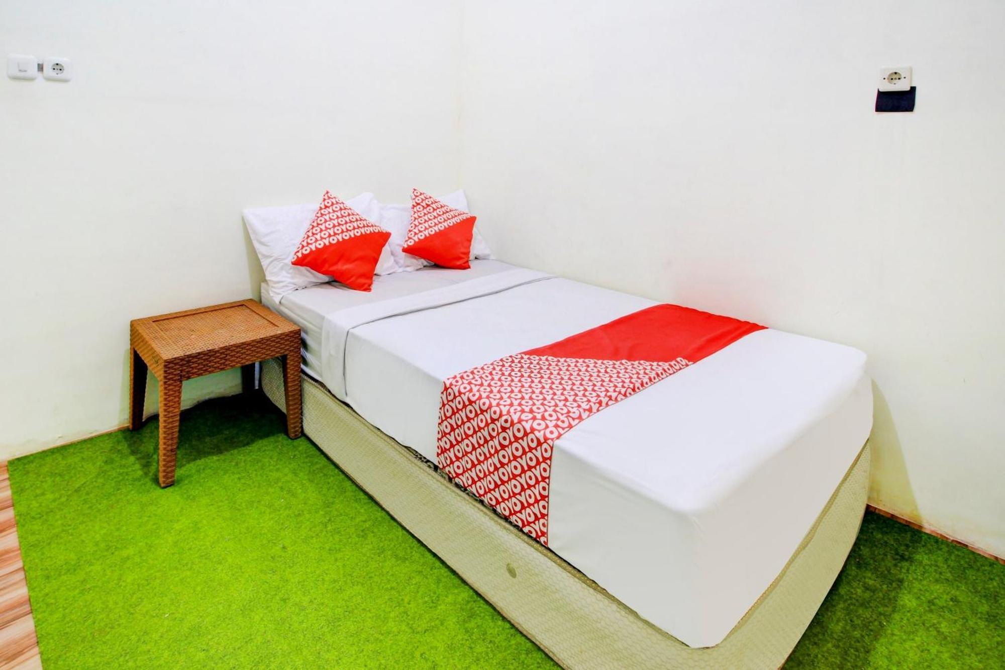 Hotel Oyo 90725 Zeevanna Syariah